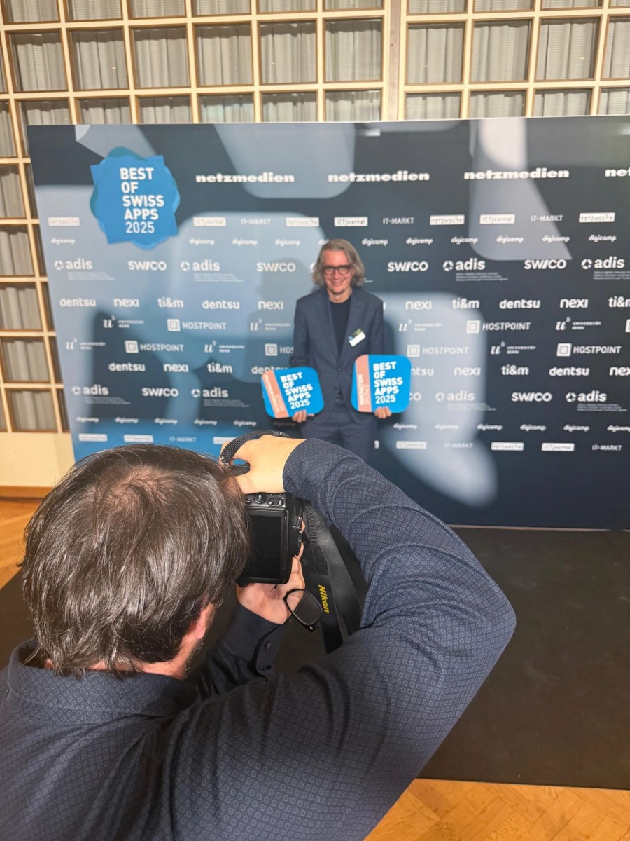 Bedo Hamza mit den Best of Swiss Apps 2025 Awards